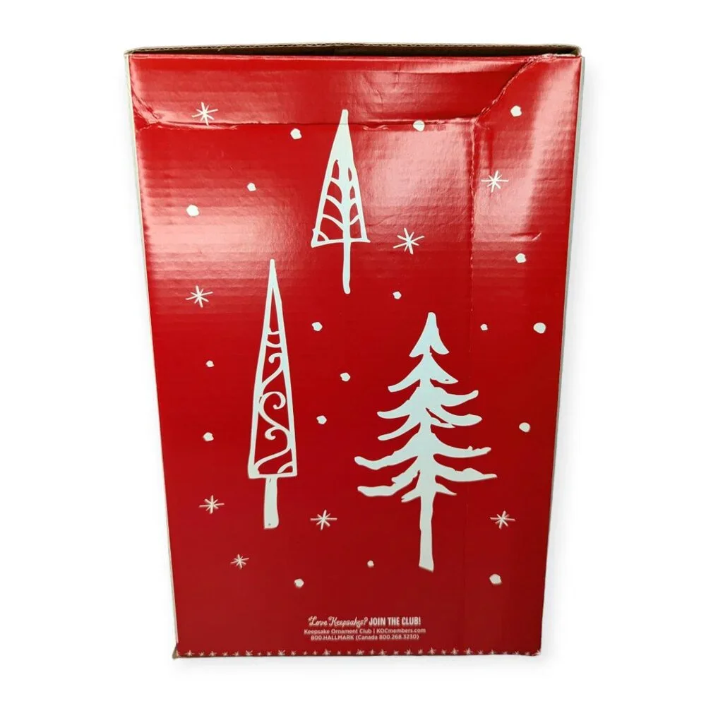 2016 Hallmark Where Dreams Become Toys Christmas Motion Display New
